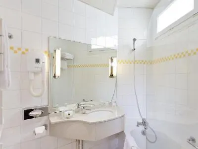 Hotel Le Colisée Paris