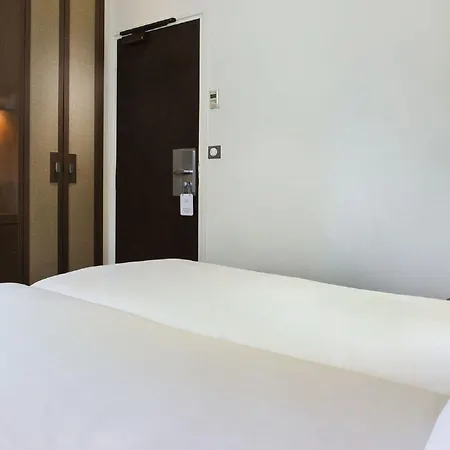 ル コリセー ホテル 3*