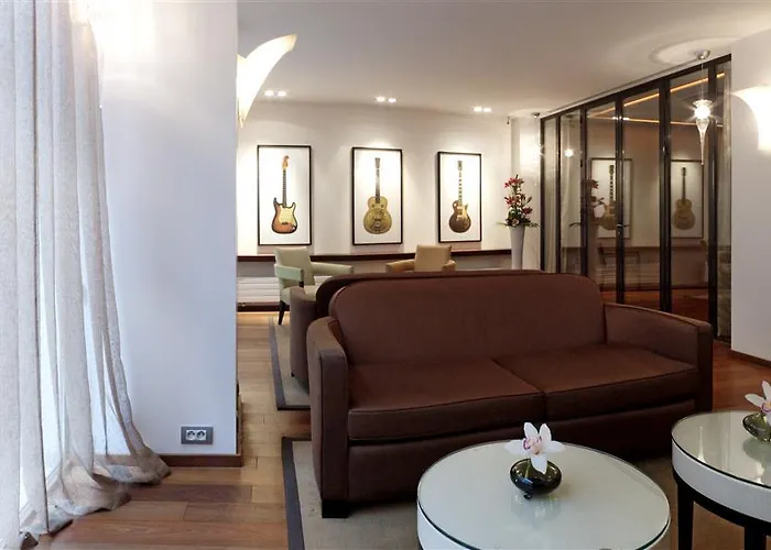 Hotel Le Colisée Paris