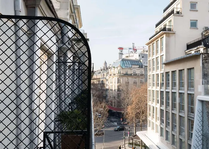 Le Colisée Hotel 3*