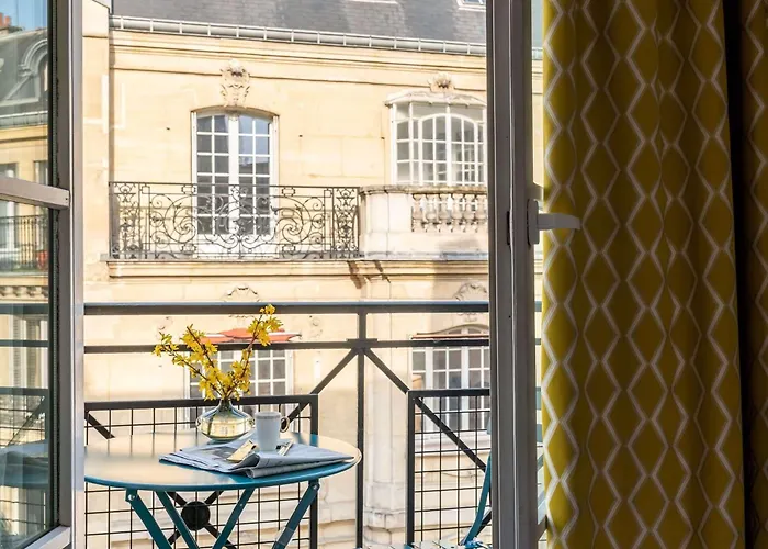 Le Colisee Hotell Paris