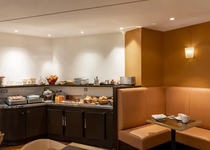 Le Colisee Hotell Paris