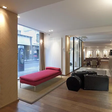 Hotel Le Colisée Parigi
