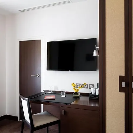 Hotell Le Colisee Paris