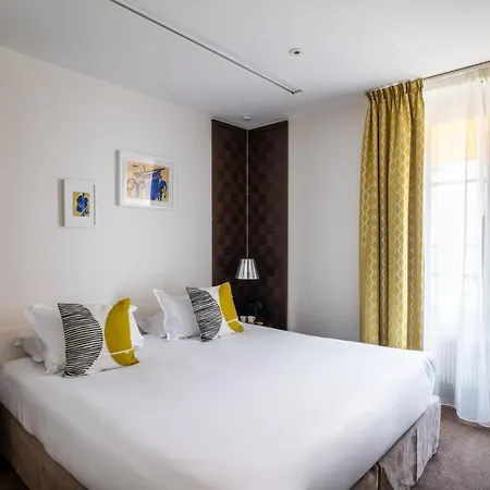 Hotel Le Colisée Parigi