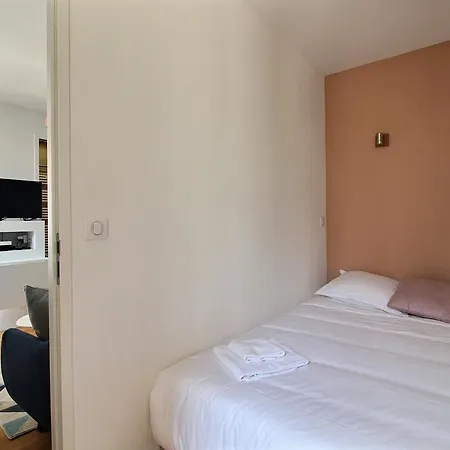 Hotel Le Colisée Parigi