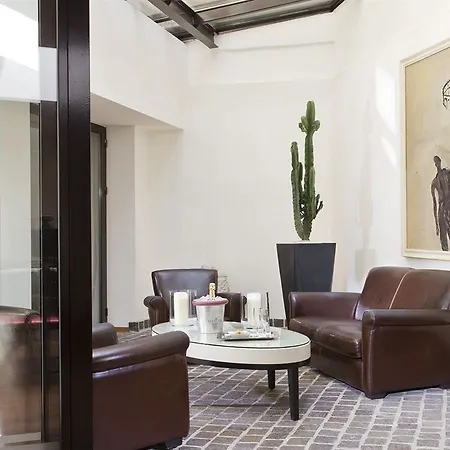 Le Colisee Hotell Paris